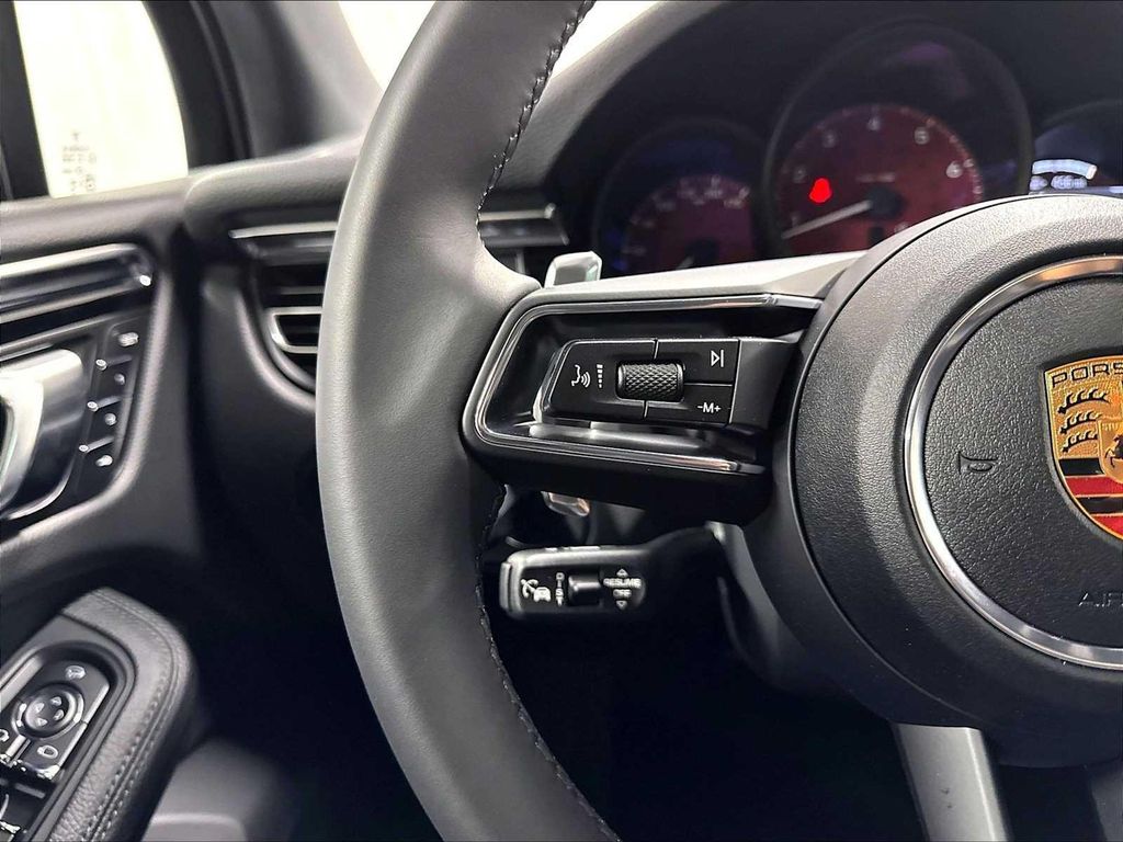 2026 Porsche MACAN 缩略图 19