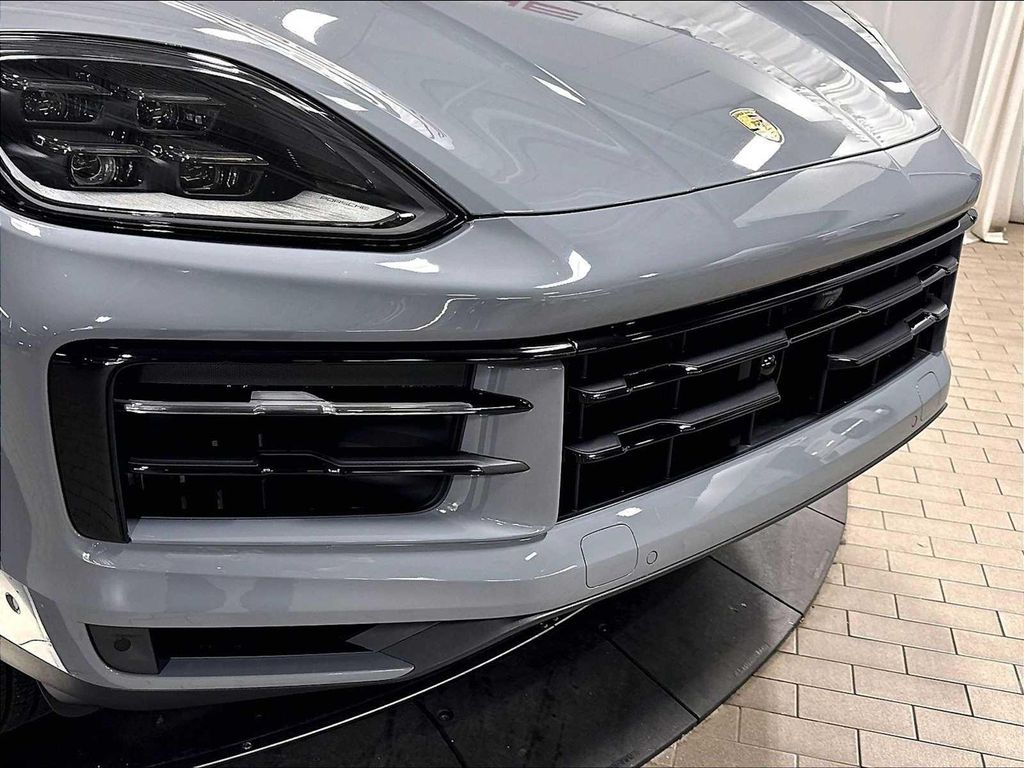 صورة مصغرة 32 لـ 2026 Porsche CAYENNE