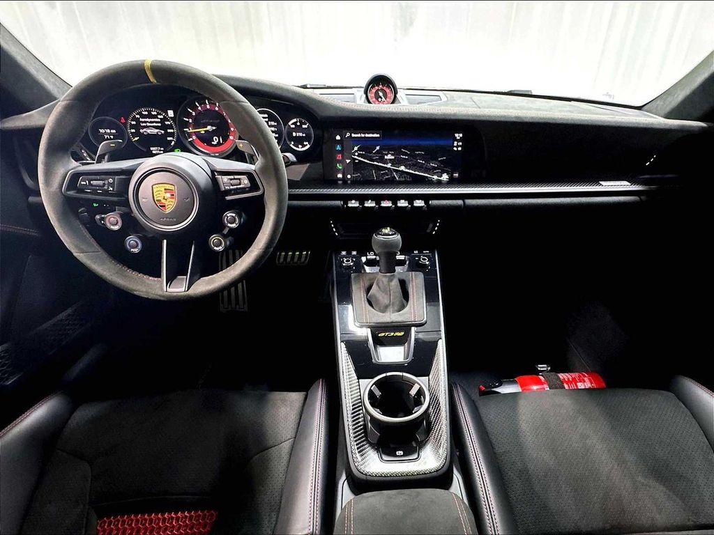 صورة مصغرة 14 لـ 2024 Porsche 911 GT3 RS