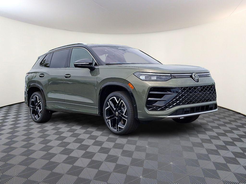 New 2026 Volkswagen Tiguan 2.0T SEL R-Line 4MOTION