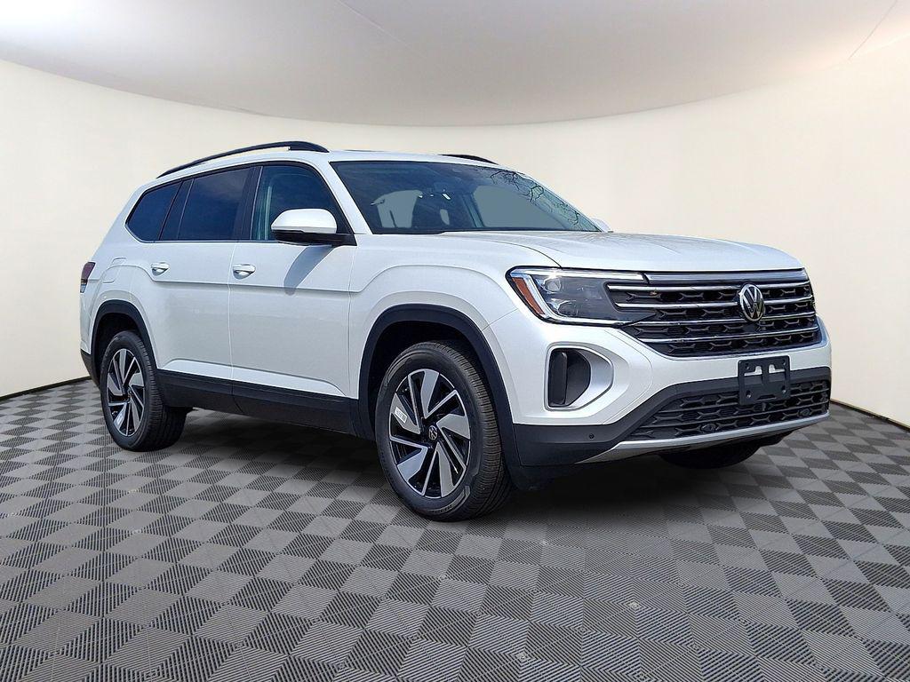 New 2026 Volkswagen Atlas 2.0T SE w/Technology 4MOTION