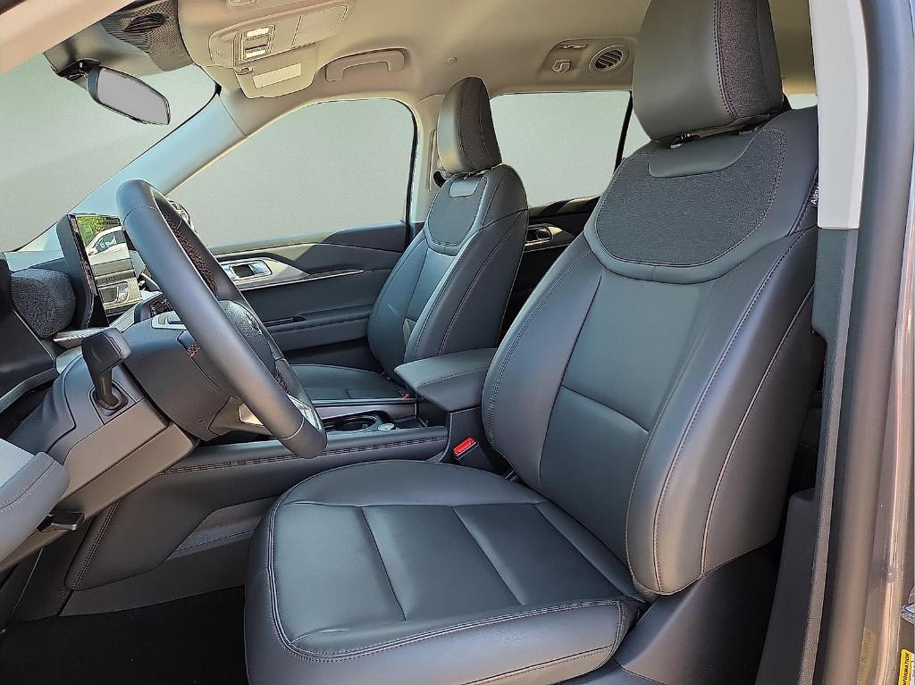 صورة مصغرة 16 لـ 2026 FORD EXPLORER ACTIVE