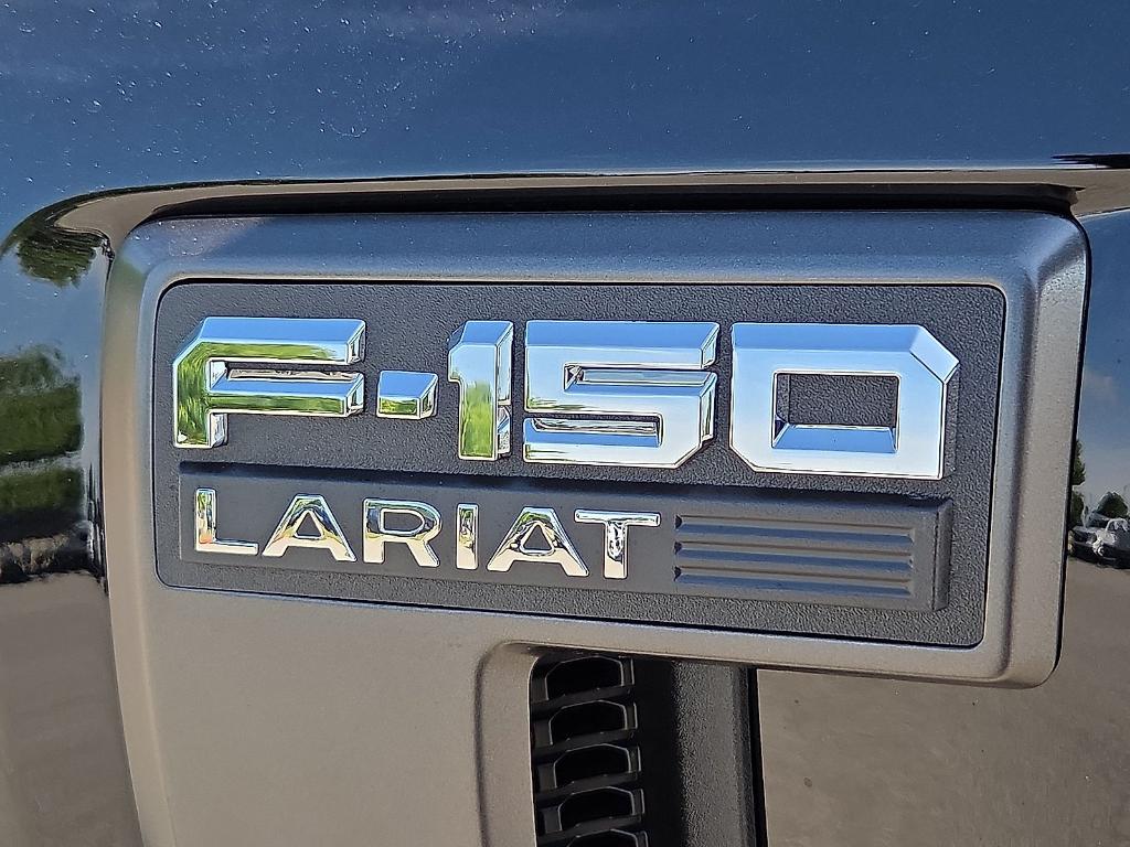 FORD F-150 LARIAT - 9