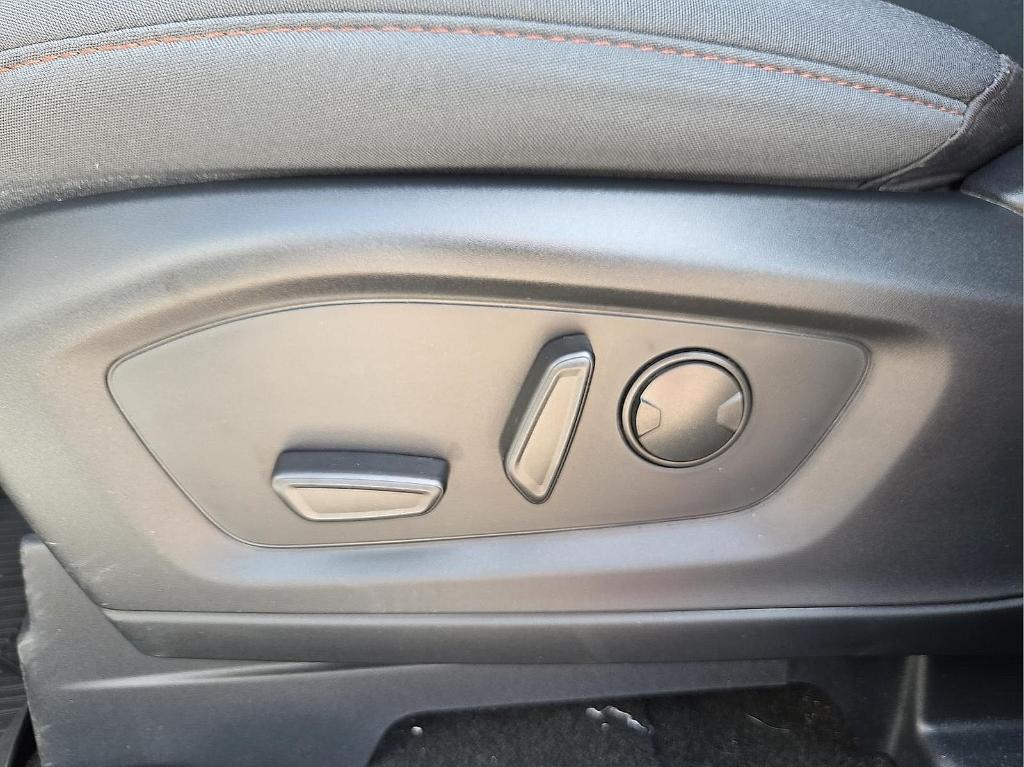 صورة مصغرة 16 لـ 2025 FORD EXPLORER ACTIVE