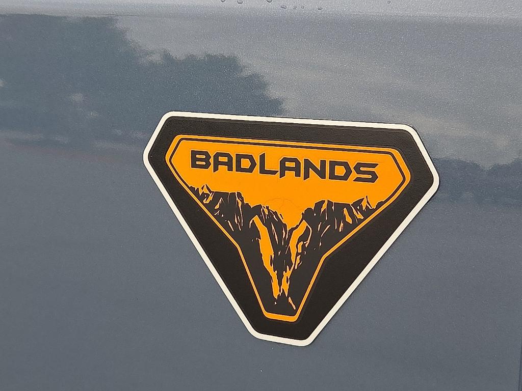 2025 FORD BRONCO BADLANDS photo 9