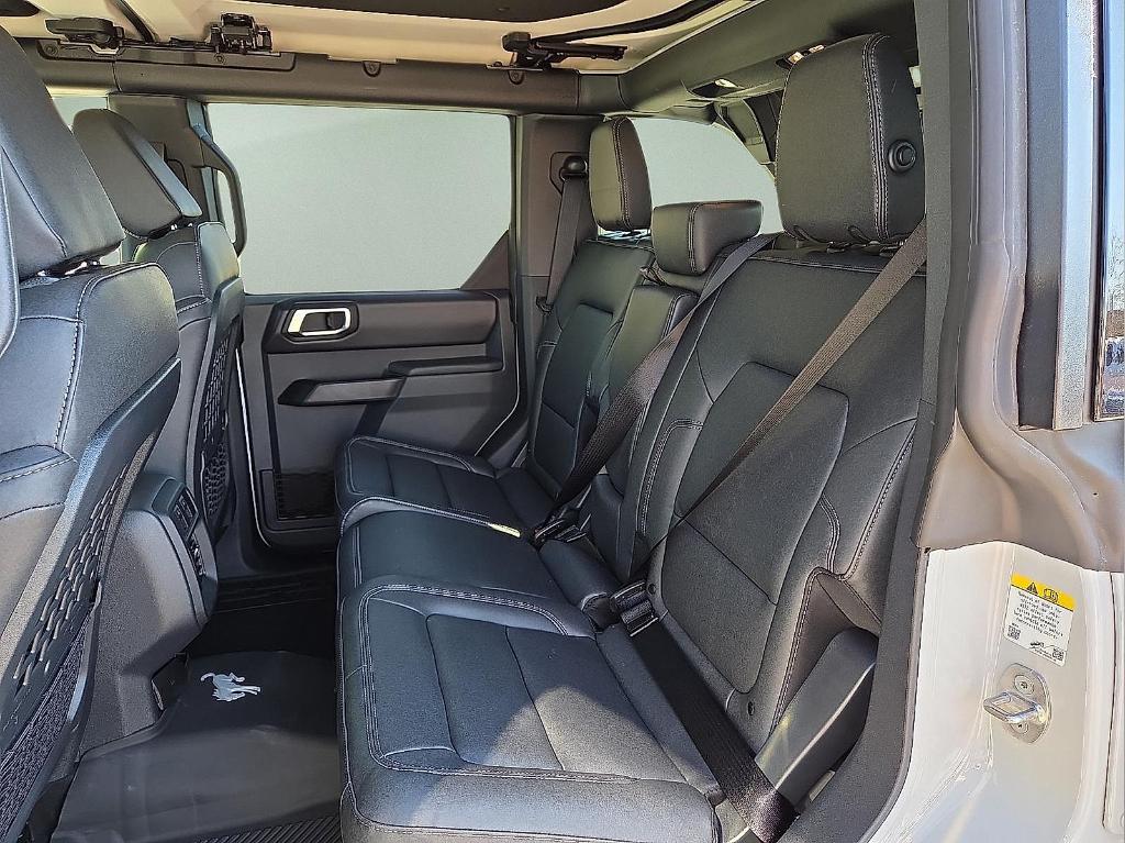FORD BRONCO BADLANDS - 10