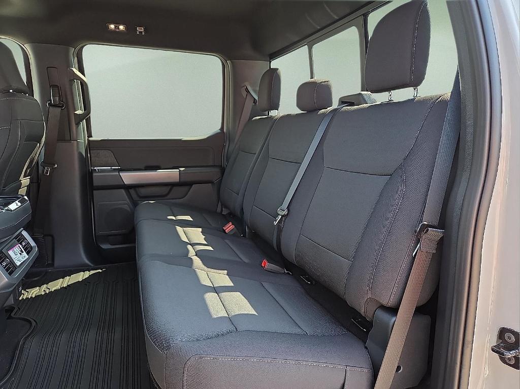 2026 FORD F-150 XLT — фото 8