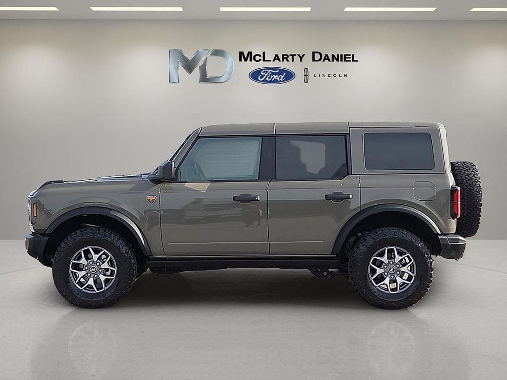 FORD BRONCO - 3