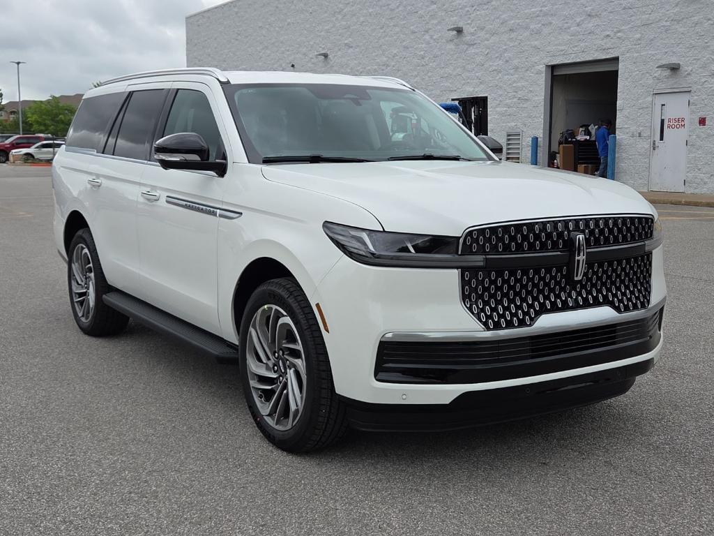New 2026 Lincoln Navigator Premiere