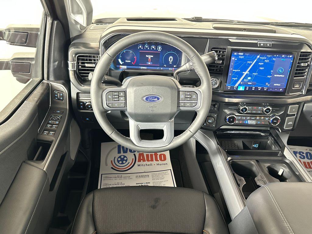 2026 FORD F-350 LARIAT SUPER DUTY thumbnail 25