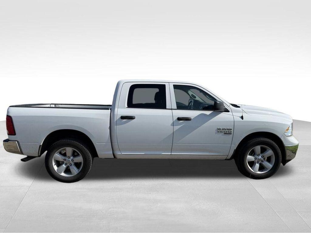 صورة 3 لـ 2024 RAM 1500 CLASSIC TRADESMAN