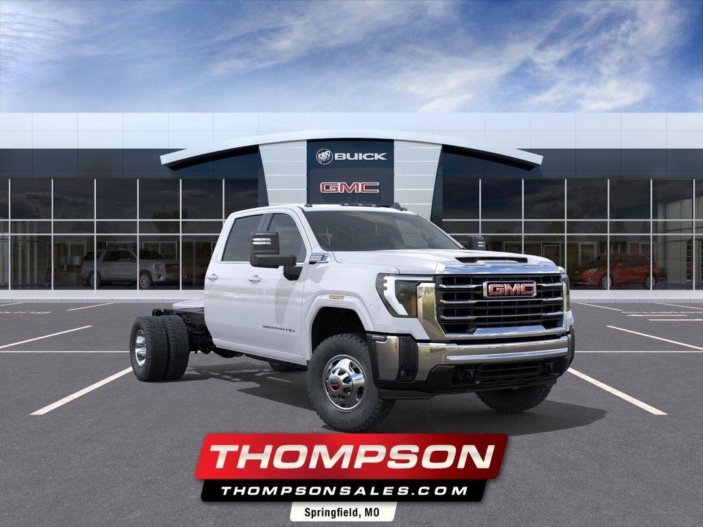 New 2026 GMC Sierra 3500 SLE