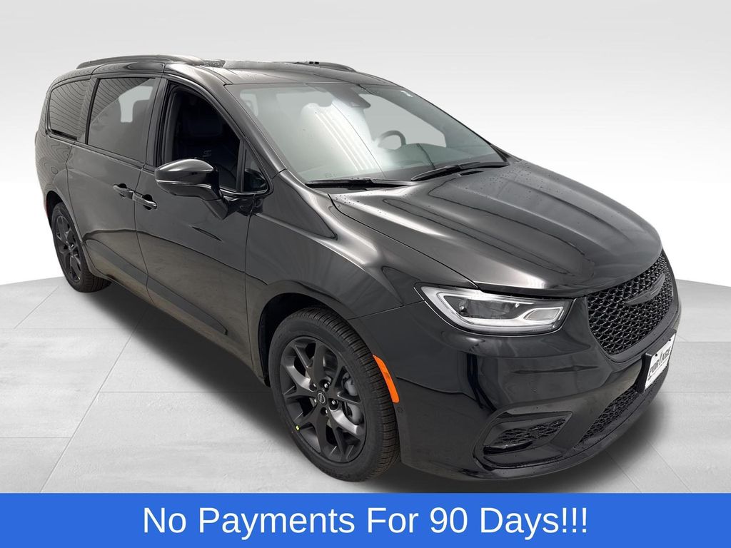 New 2026 Chrysler Pacifica L