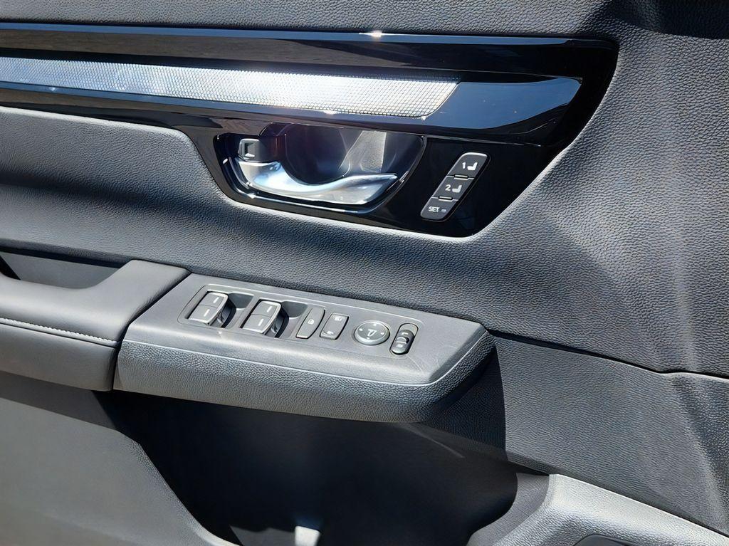 صورة 7 لـ 2026 Honda CR-V EX-L