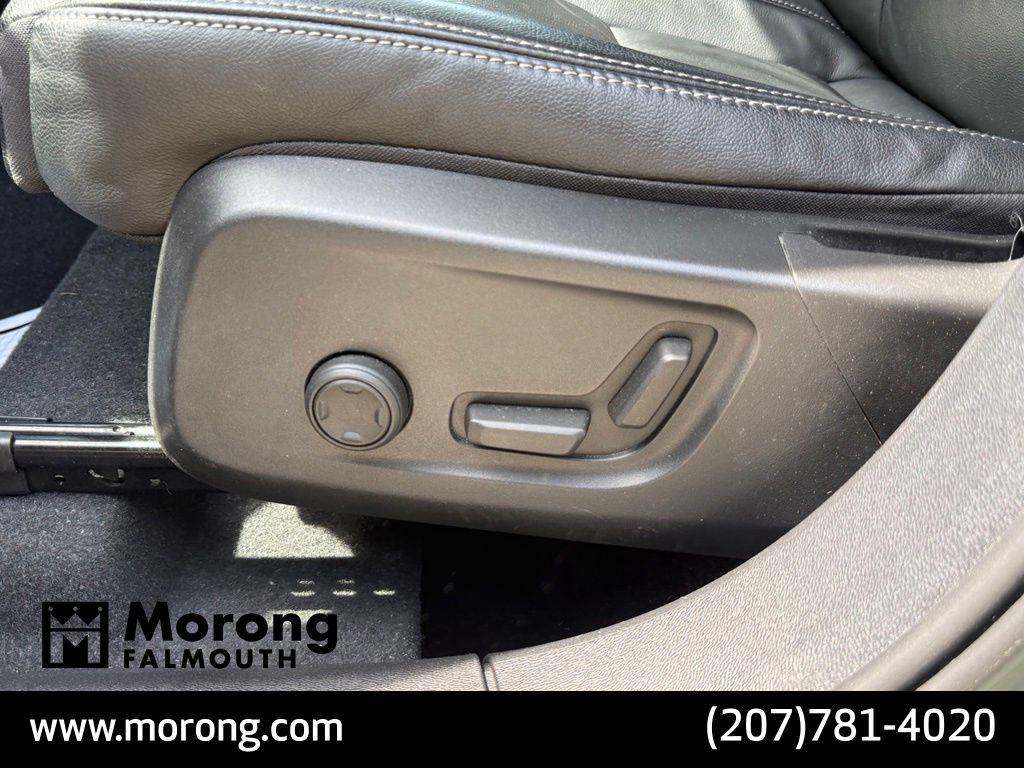 صورة مصغرة 24 لـ 2023 Volvo XC40 B5 PLUS BRIGHT THEME