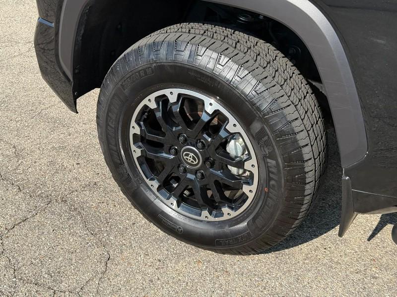 2026 Toyota TUNDRA SR5 照片 10