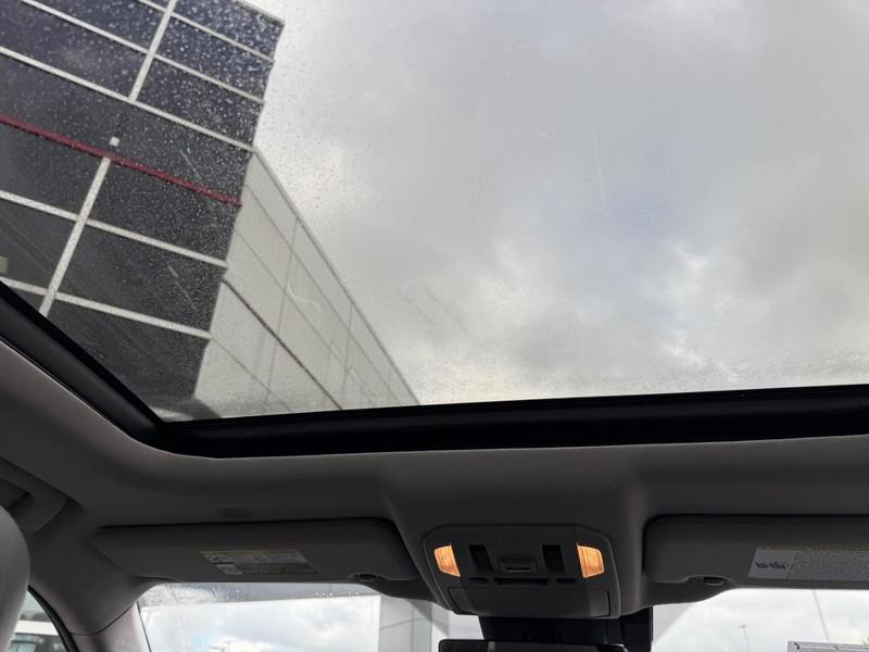 صورة مصغرة 16 لـ 2021 Toyota HIGHLANDER PLATINUM