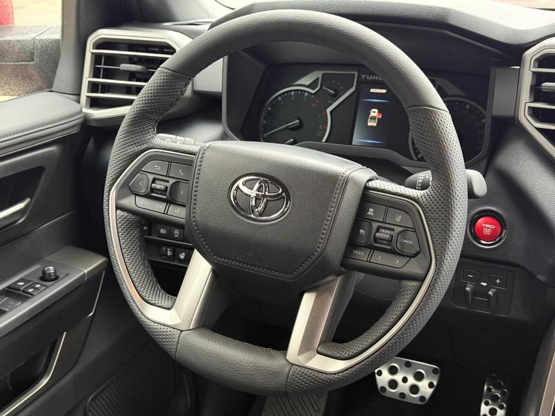 TOYOTA TUNDRA - 7