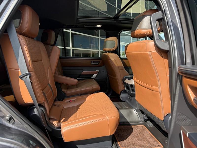 2026 Toyota SEQUOIA BASE 缩略图 13