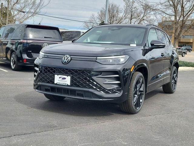 New 2026 Volkswagen Tiguan 2.0T SE R-Line Black