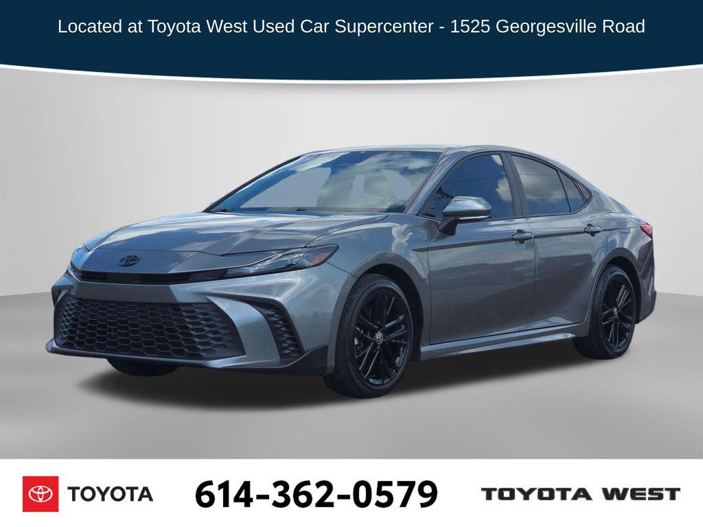 2025 Toyota CAMRY SE 照片 1