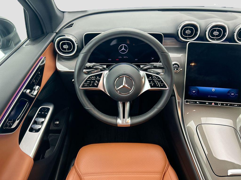 MERCEDES-BENZ GLC - 10