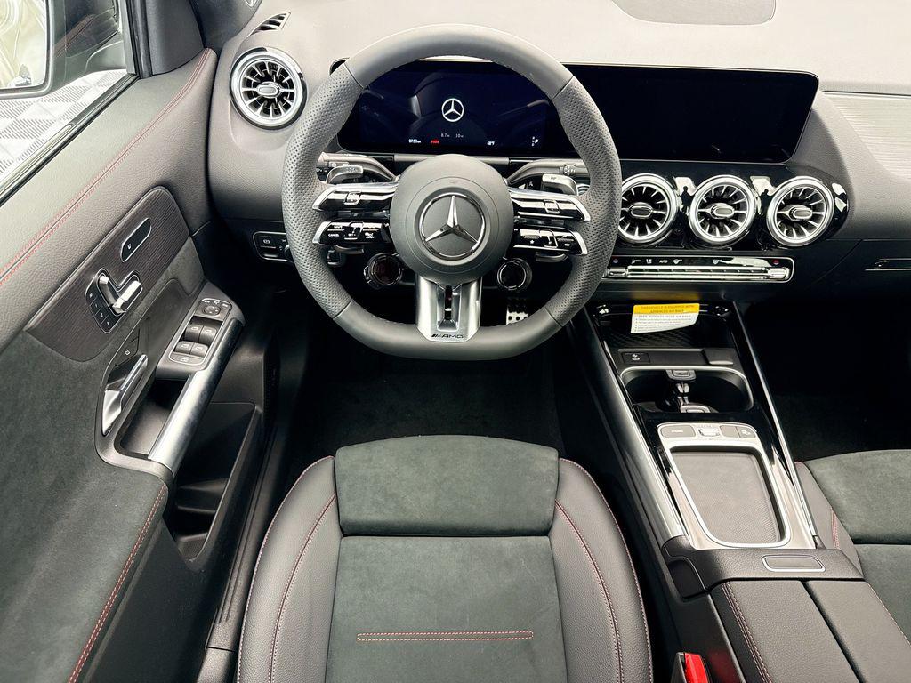 MERCEDES-BENZ GLA-CLASS AMG - 10