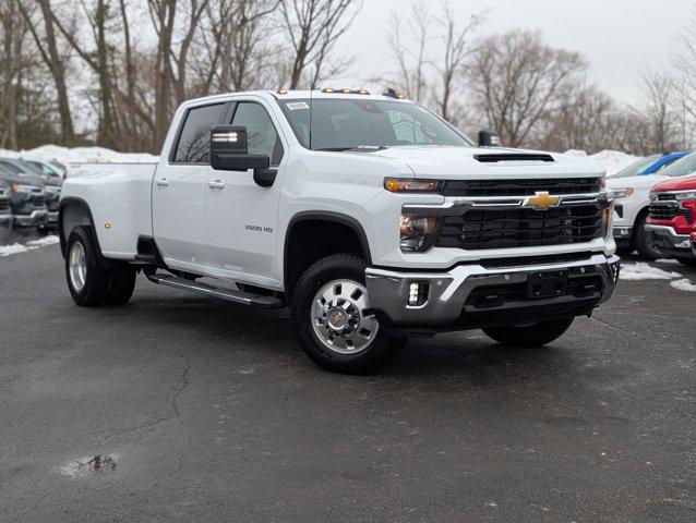 New 2026 Chevrolet Silverado 3500 LT