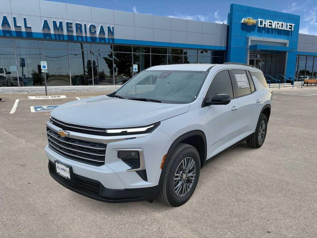 New 2026 Chevrolet Traverse LT