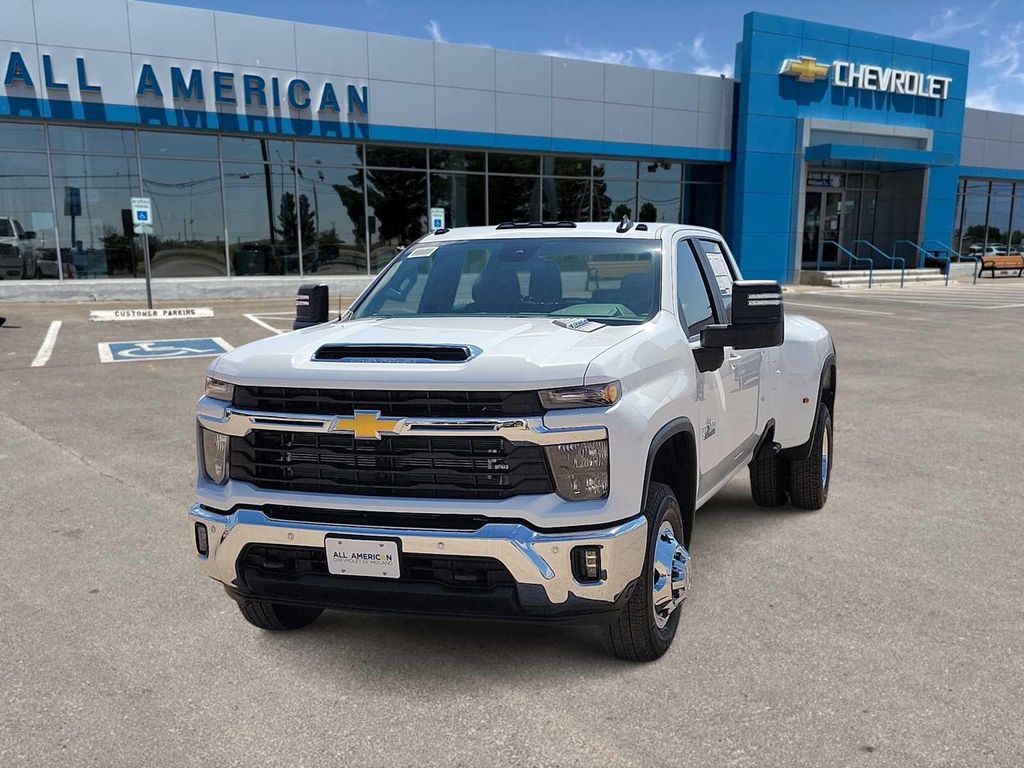 New 2026 Chevrolet Silverado 3500 LT