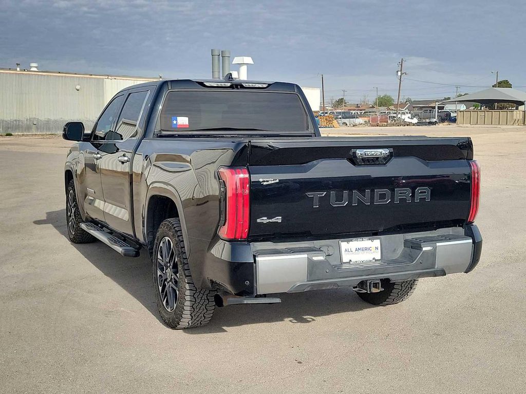 TOYOTA TUNDRA - 6