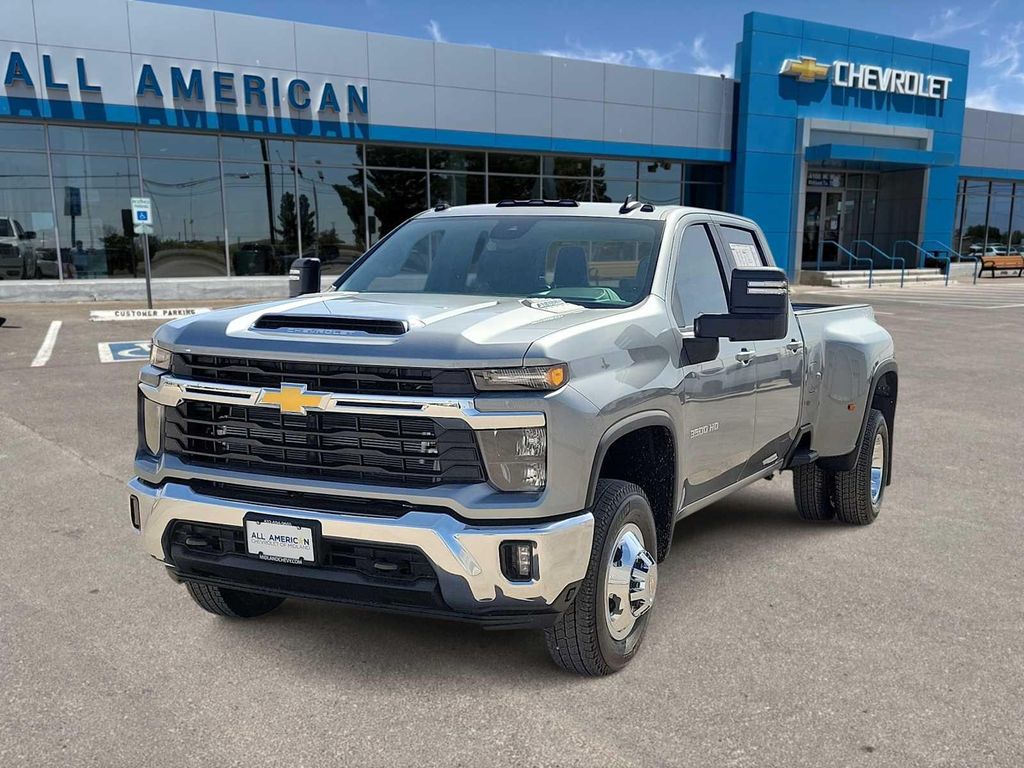 New 2026 Chevrolet Silverado 3500 LT