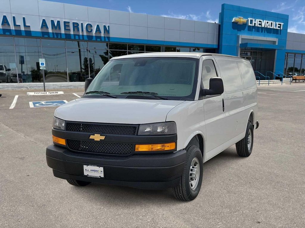 New 2026 Chevrolet Express 2500 LT