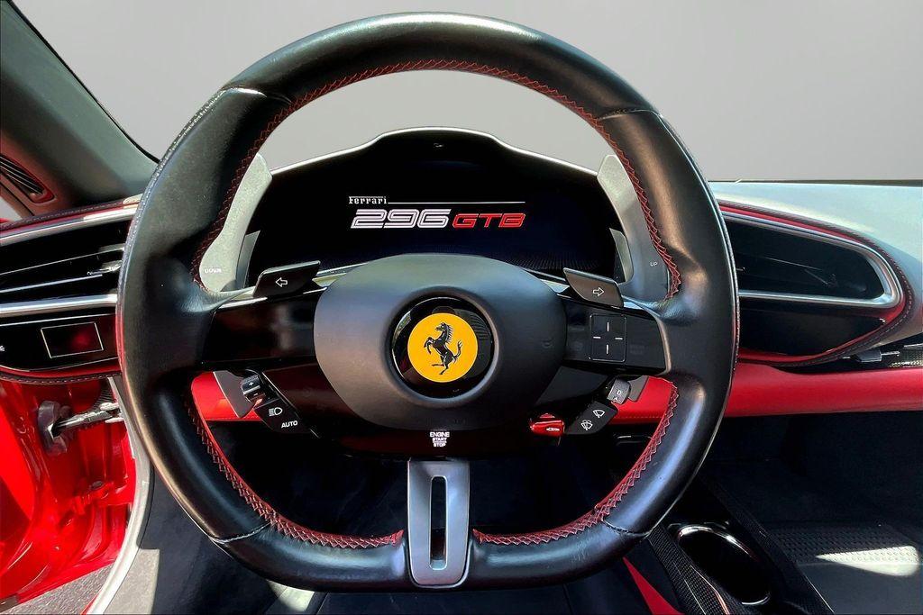 2022 Ferrari 296 GTB BASE — фото 7