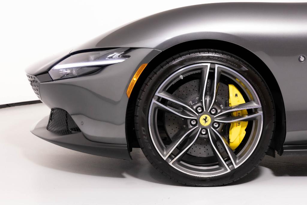 2025 Ferrari ROMA SPIDER BASE thumbnail 26