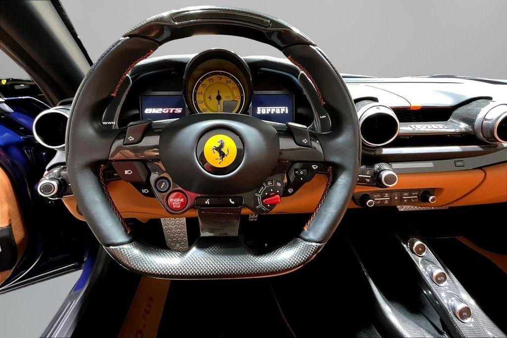 صورة 7 لـ 2022 Ferrari 812 GTS BASE