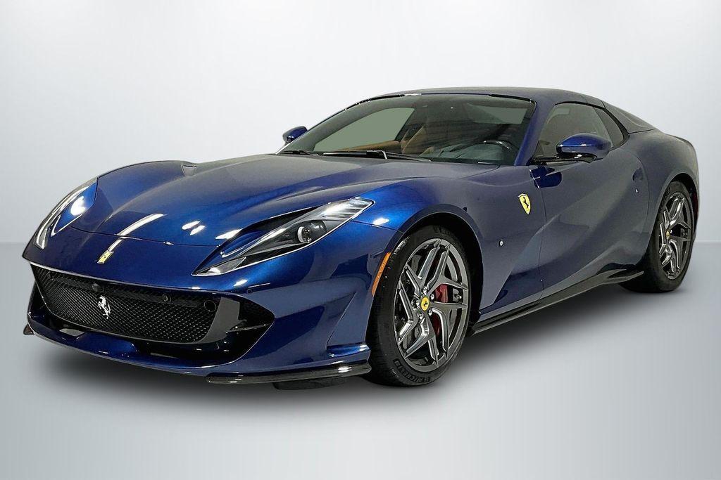 صورة 3 لـ 2022 Ferrari 812 GTS BASE