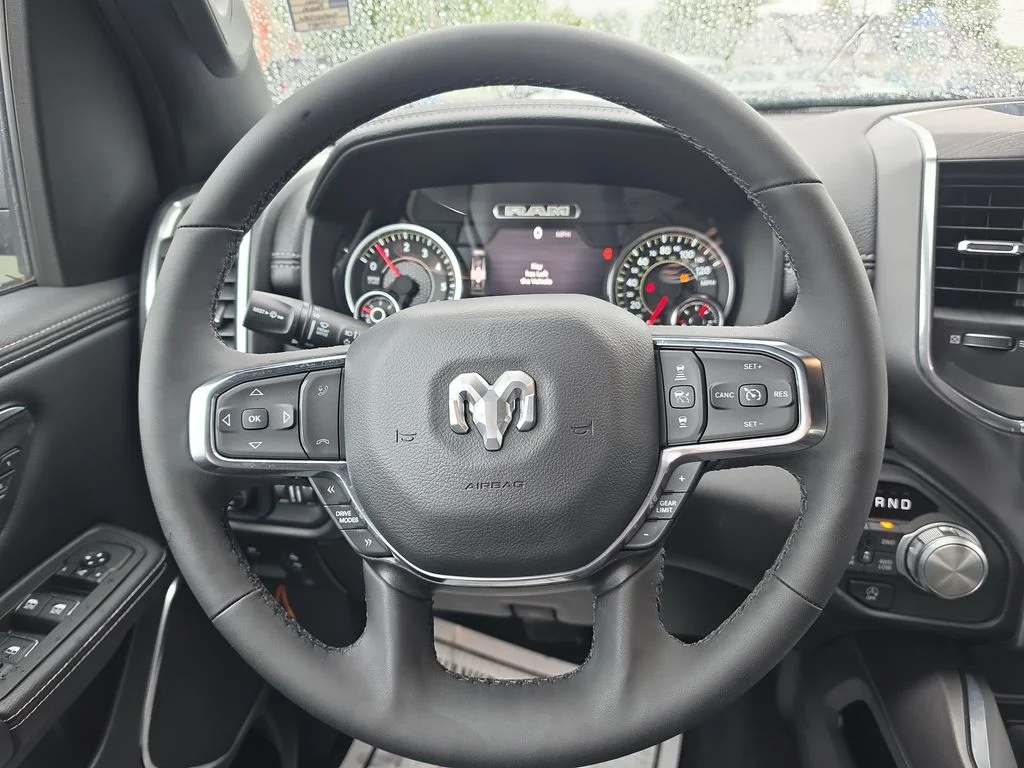2025 RAM 1500 LARAMIE — миниатюра 16