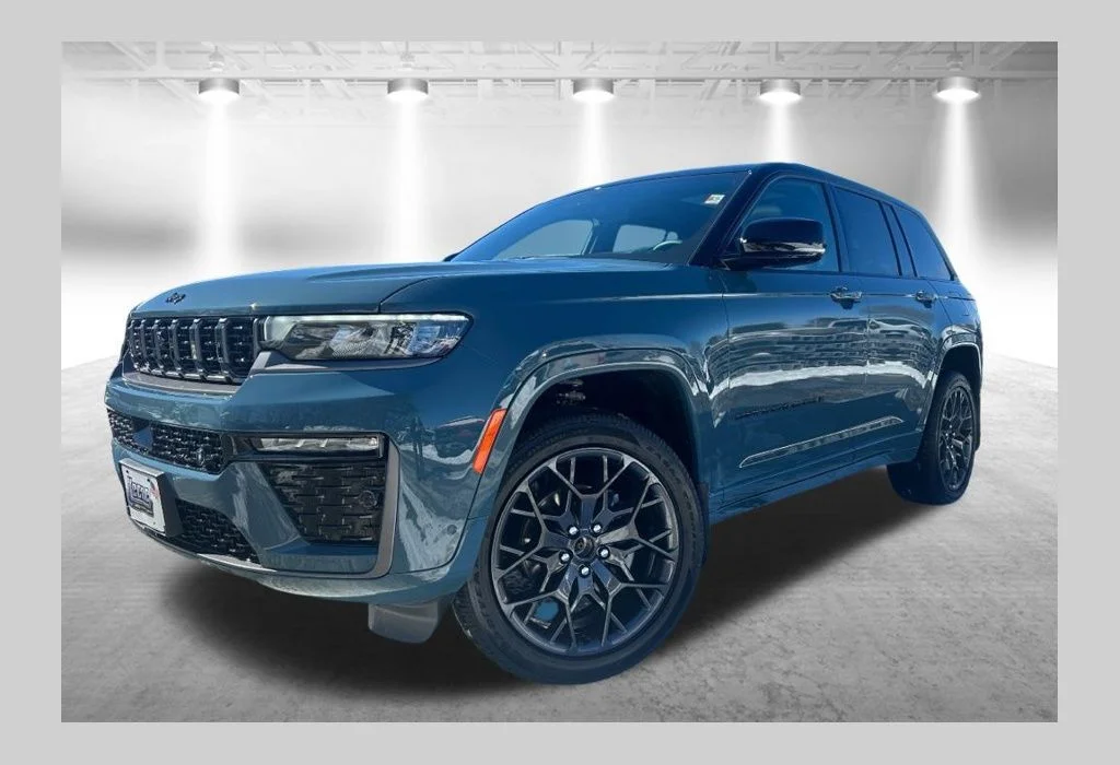 New 2026 Jeep Grand Cherokee Summit