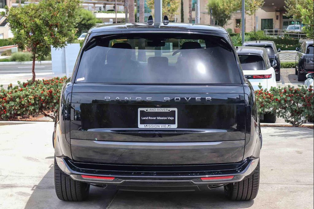 2026 LAND Rover RANGE ROVER P550E SE — миниатюра 5