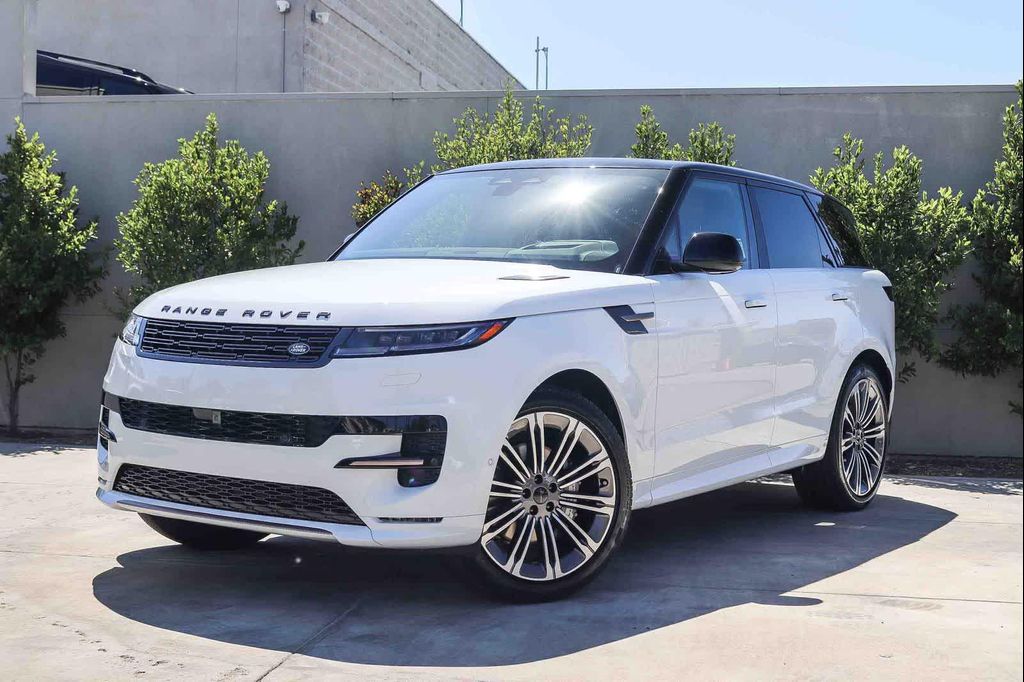 صورة 1 لـ 2026 LAND Rover RANGE ROVER SPORT SE