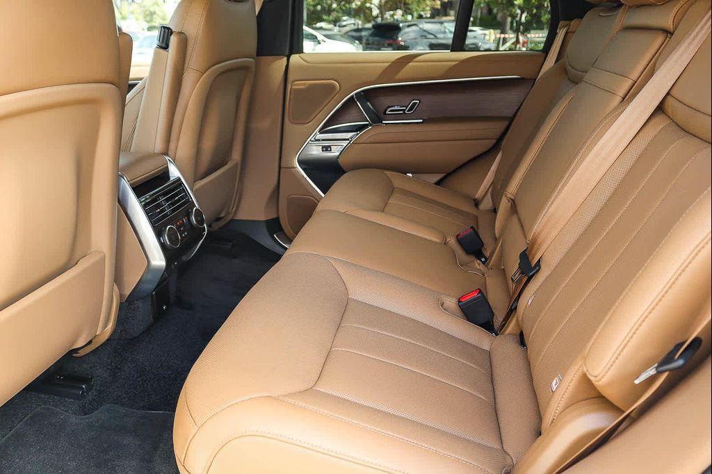 2026 LAND Rover RANGE ROVER P530 SE — миниатюра 16