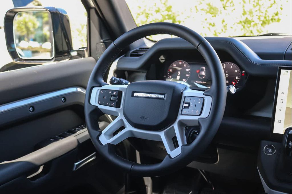 صورة مصغرة 15 لـ 2026 LAND Rover DEFENDER P400 X-DYNAMIC SE