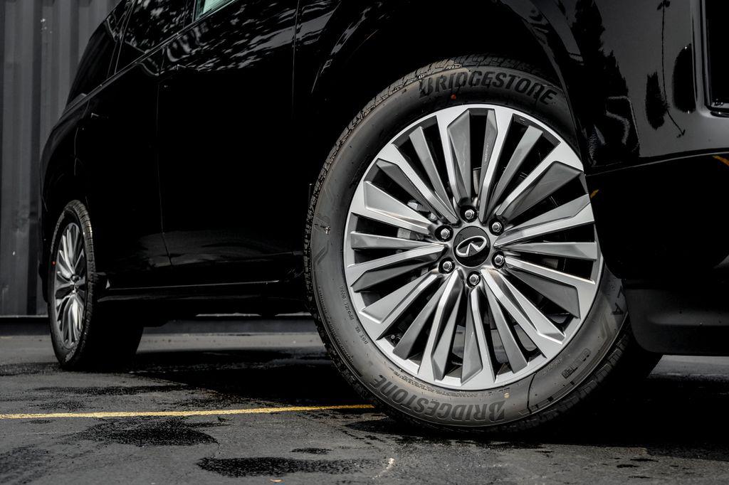 صورة 7 لـ 2027 Infiniti QX80 LUXE