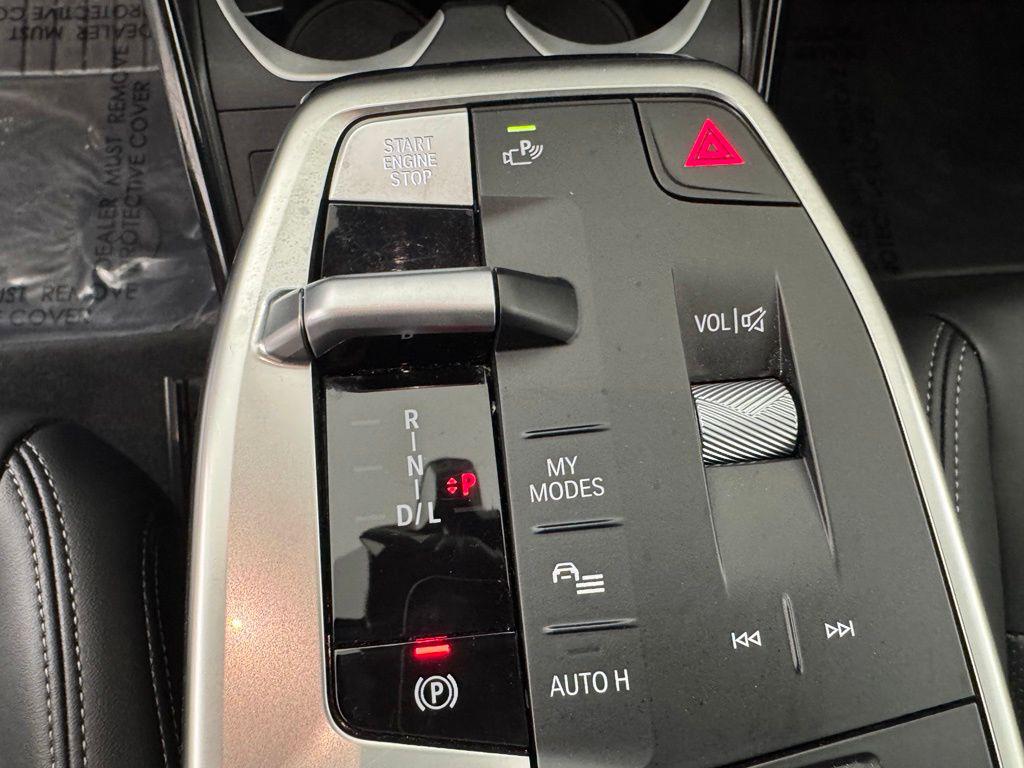 صورة مصغرة 17 لـ 2025 BMW X1 XDRIVE28I