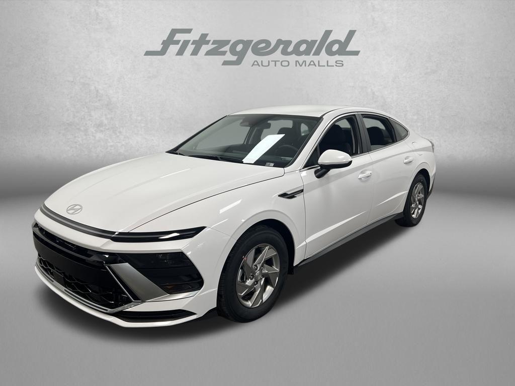 New 2026 Hyundai SONATA SE