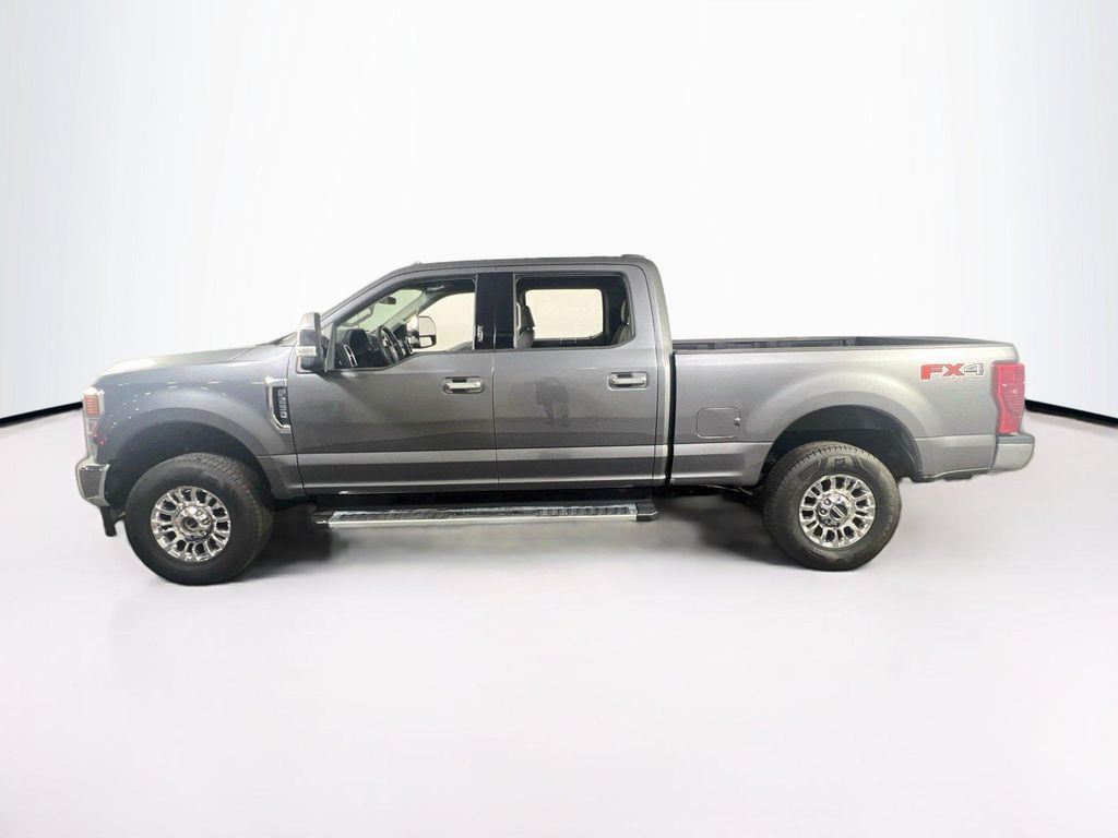 2022 FORD F-250 XLT — фото 8