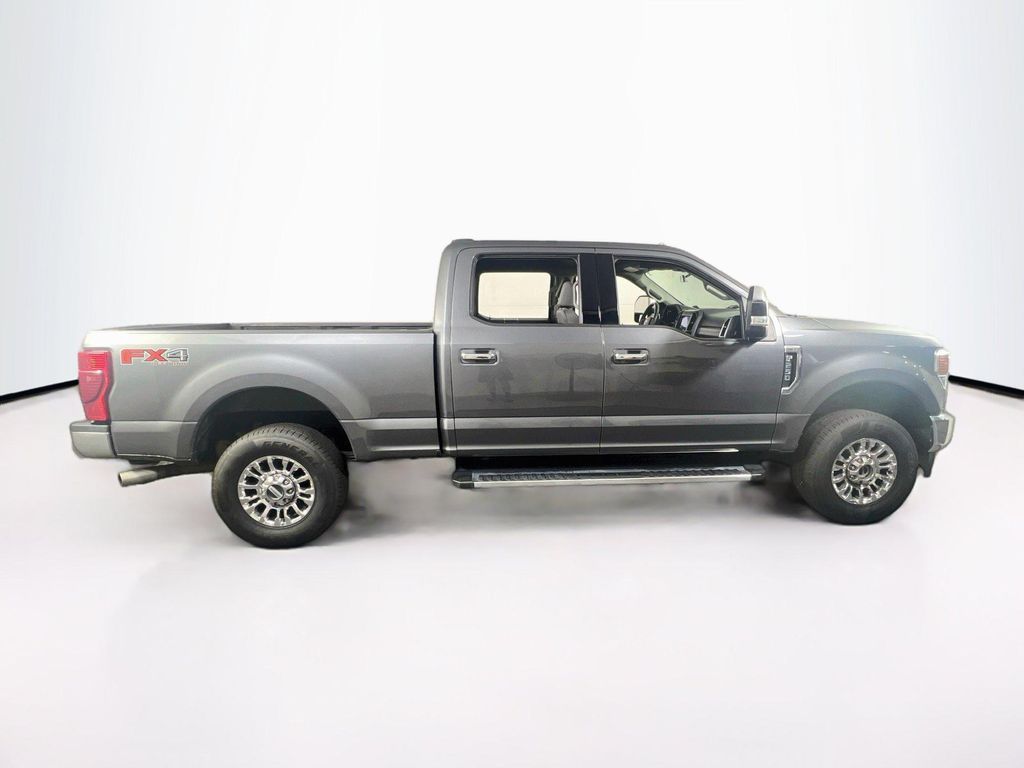 2022 FORD F-250 XLT — фото 4