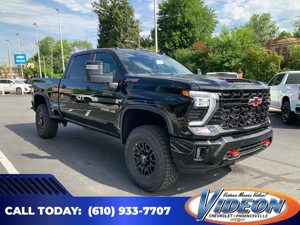 New 2026 Chevrolet Silverado 2500 Crew Cab, Standard Bed, XR2, 4WD