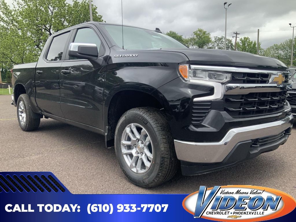 New 2025 Chevrolet Silverado 1500 LT